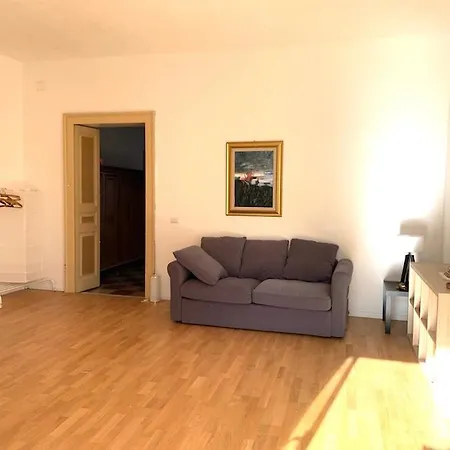 Intero Appartamento Nel Centro Storico A Un Passo Dal Lungomare Con 3 Camere Extra Large Apartment