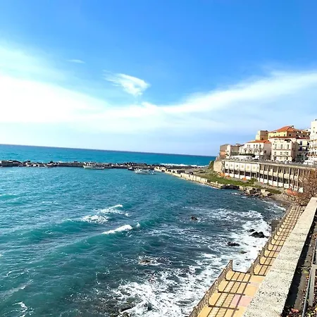 Intero Appartamento Nel Centro Storico A Un Passo Dal Lungomare Con 3 Camere Extra Large *